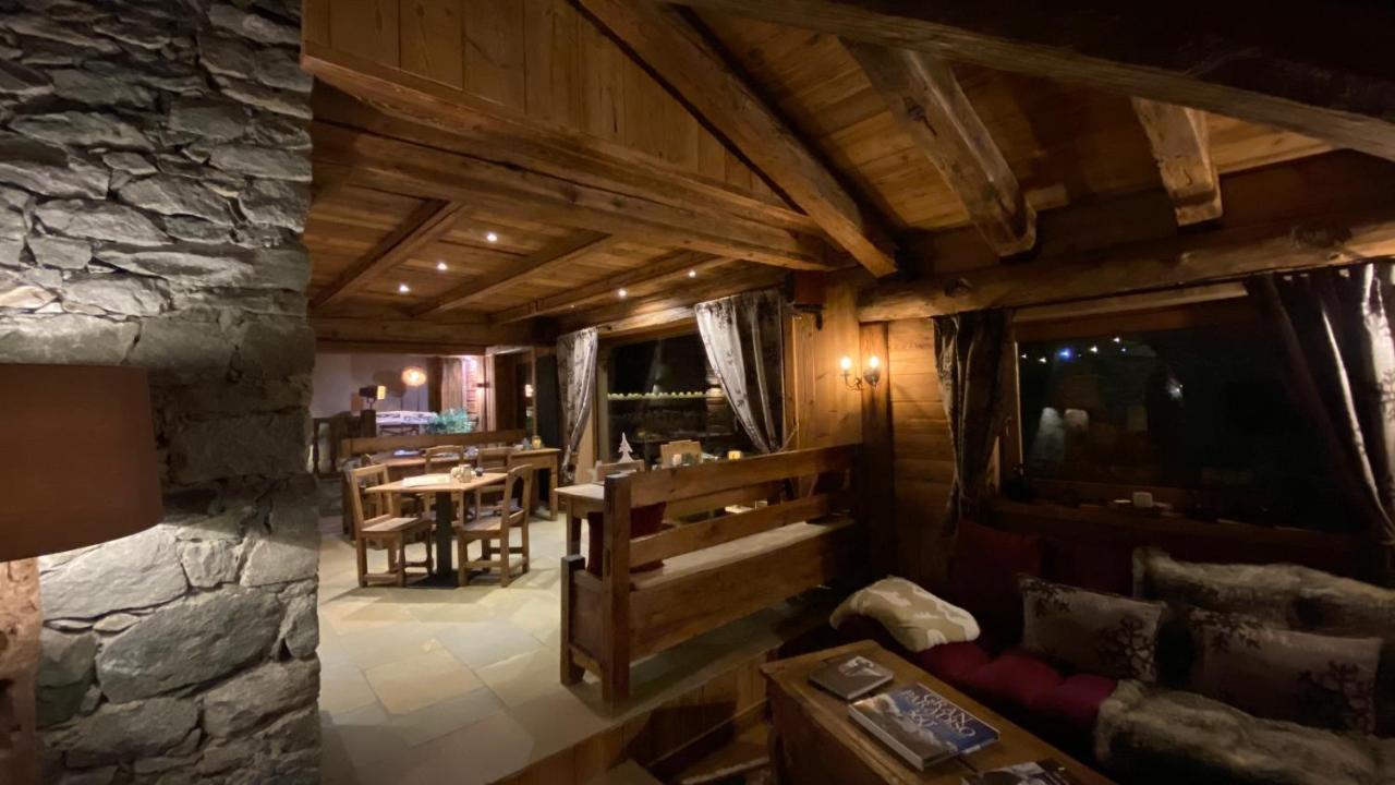 Les Trompeurs Chez Odette Bed & Breakfast Cogne Eksteriør bilde