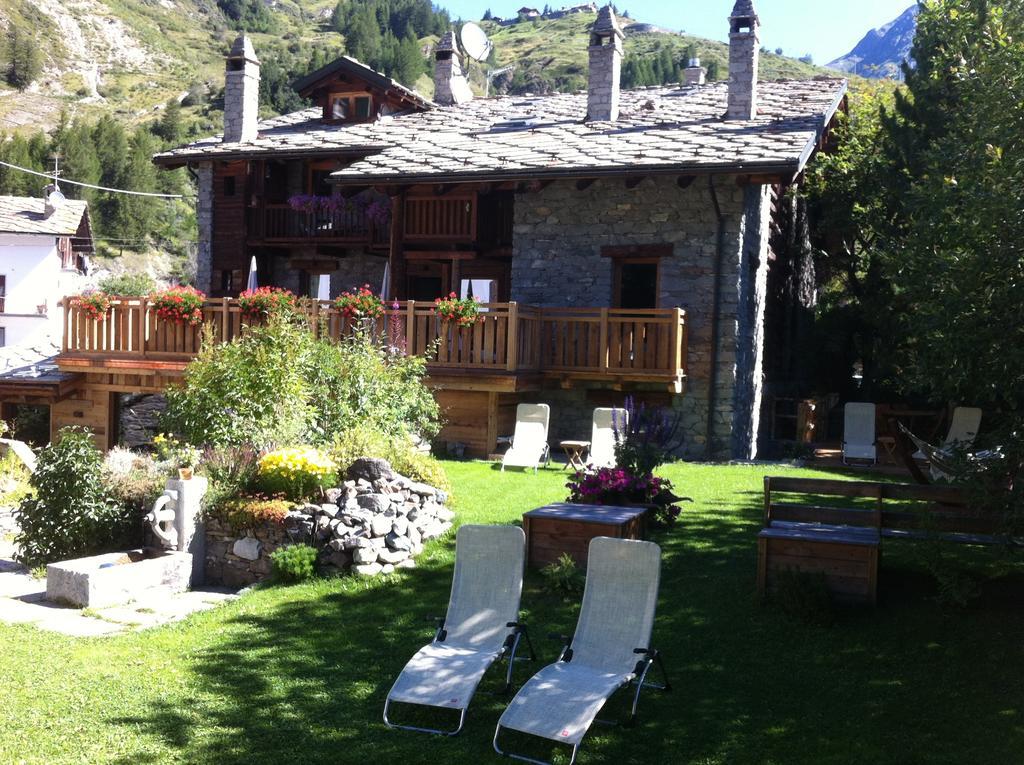 Les Trompeurs Chez Odette Bed & Breakfast Cogne Eksteriør bilde