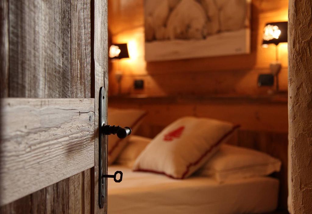 Les Trompeurs Chez Odette Bed & Breakfast Cogne Rom bilde